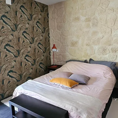 Arum Et Vaux L'arthome D'hotes Bed & Breakfast